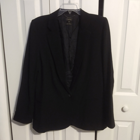 Babaton Jackets & Blazers - T Babaton Single Button Classic Black Blazer Size 8